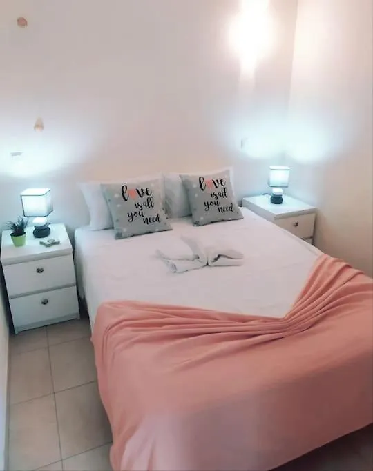 Apartment T1 Na 1 Linha Da Praia Da Rocha Portimao